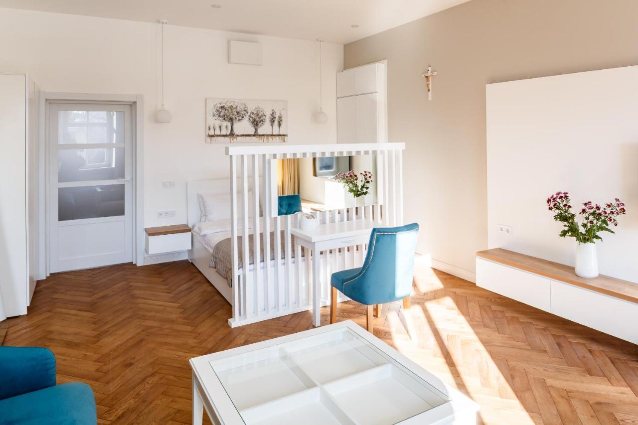 Palace View Apartments - 24 Kopernyka Str. إلفيف المظهر الخارجي الصورة