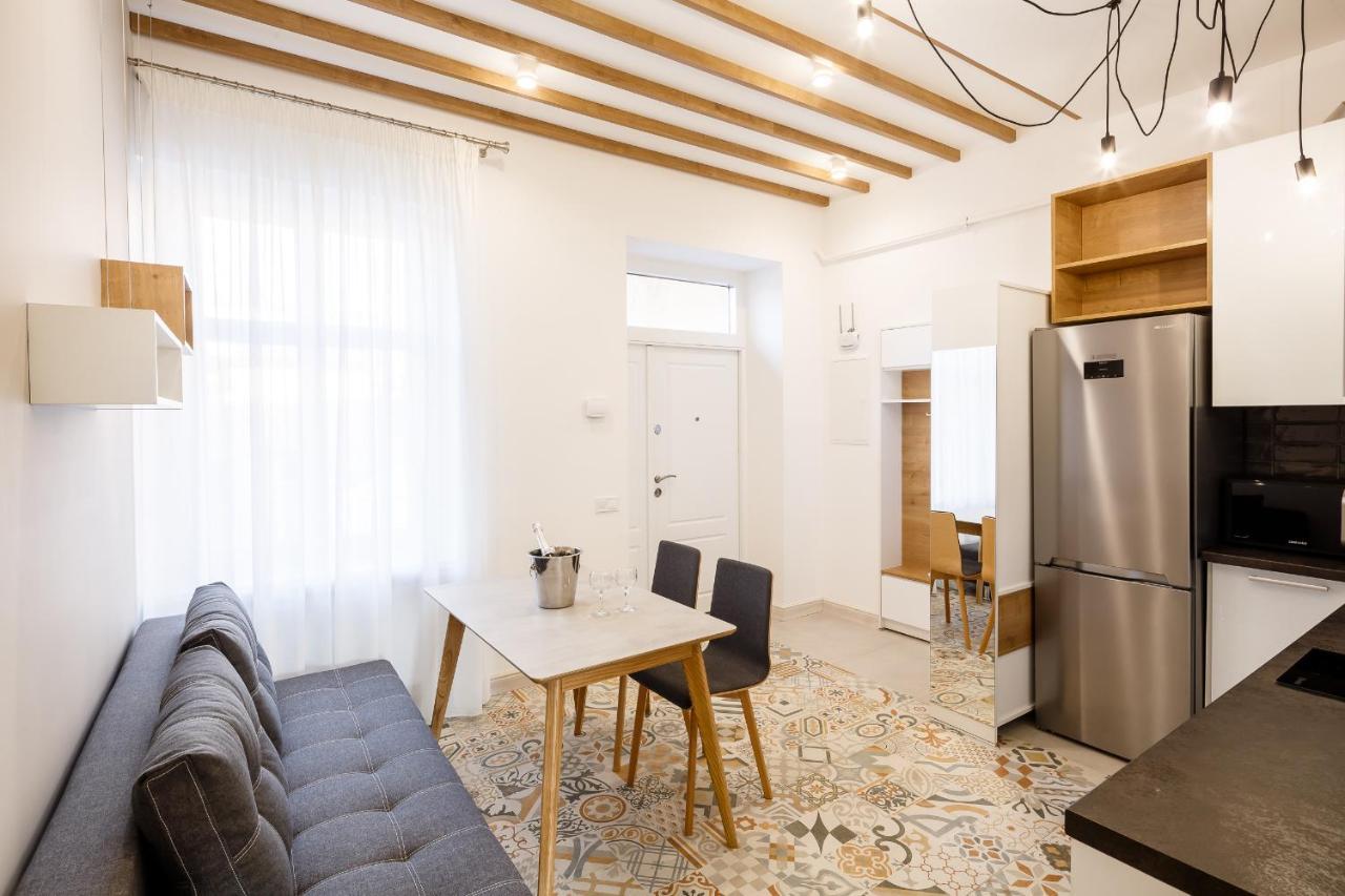Palace View Apartments - 24 Kopernyka Str. إلفيف المظهر الخارجي الصورة